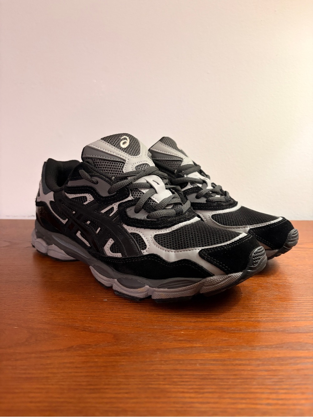ASICS Gel NYC “Black Graphite” men’s size 11